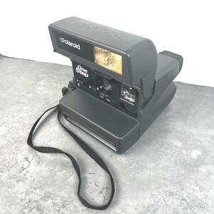 Polaroid OneStep 600 Instant Film Camera Flash Vintage Black - Film Not Included